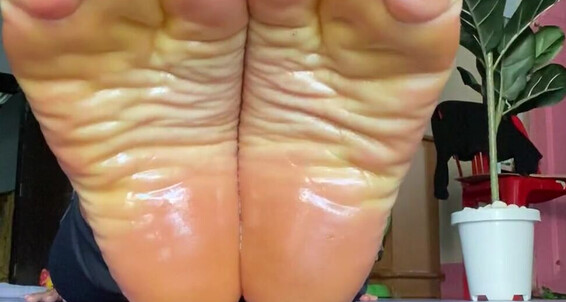 Goddessnutty2 - Goddessnutty Soles Oil