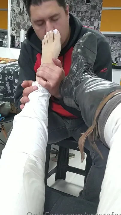 Sresrafeet Take Her Shoes Off After Ride A Horse Smells So Good Like For The Part With