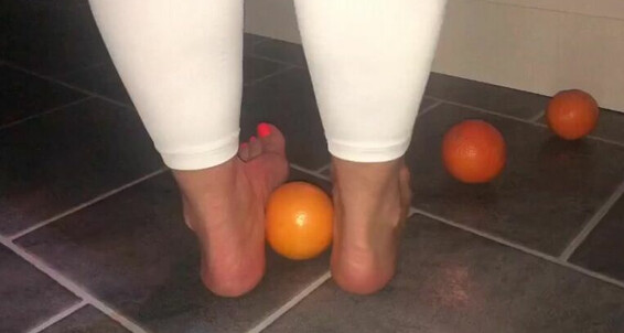 Pretty_Feet_39 - Crush Orange Pretty Feet