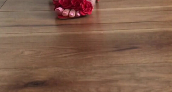 Roses Wants Toes My To Worship Red Are Pink Who Them Pretty Feet