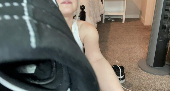 Valeriewhitebby - Good Your To Stroke Boy Mouth While My Perfect In Fe A And Sweaty Shove Be These You Socks