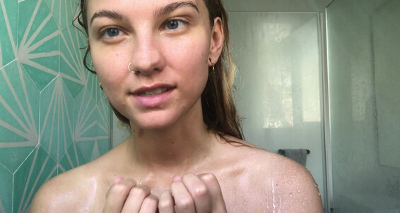 Lilyivymfc - Chats Teases And Updates Shower In The