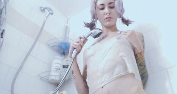 Poster for Skulliee Shower Cam