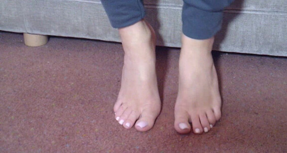 Bare Sophia Tease Smith Feet