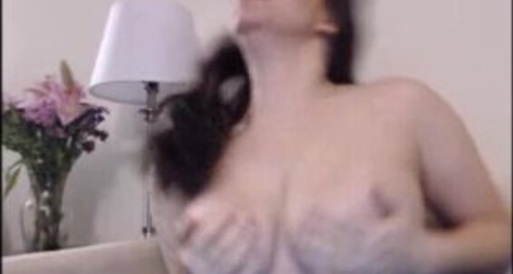 Taylertexas, Video: Topless Multiple Decibels At Burping