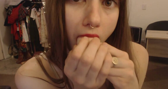 Missalice 94, Video: Dirty Lipstick Deepthroat Missalice Talking