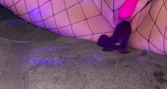 Fingers A Using Dildo Watch Play Fishnets My Me Minute With Pussy In Jjade Video