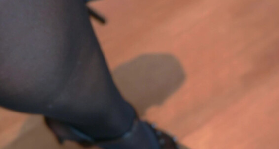 Lunaticapandora - Watch Dangling My Me Heels With High In Nylons