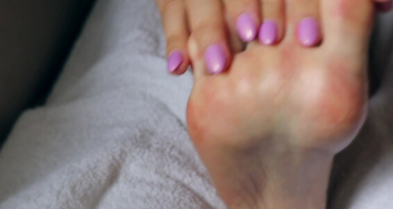 Lunaticapandora - Watch My I Me Worship With Some Oil How Glitter Feet