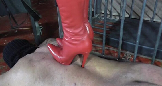 Missfrankiebabe - Slave Human Watch Over I This Dirty Bootdomination Walk How All Doormat