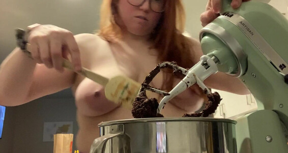 Rubyleclaire - Pardon Cookies Voyeuristic Got I Up Early For This So My Me Super Topless Video Baking