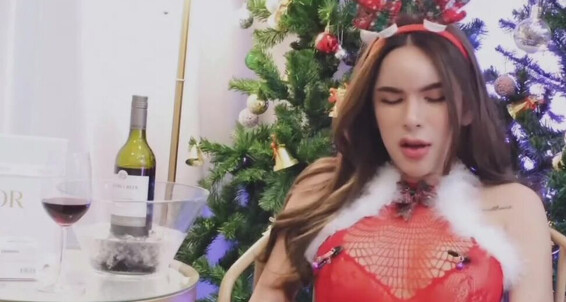 Teacherpraew - Merry Mas Clip X