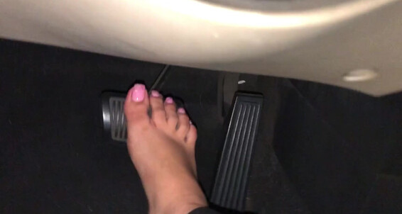 Nikkivonnails - Watch Bitch This Me Peddle Floor