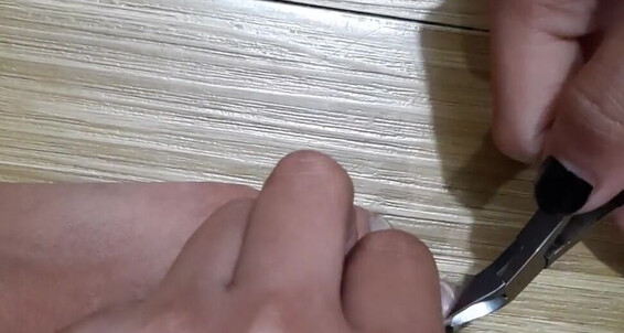 Creamberryfairy - Toenail Clipper Manyvids