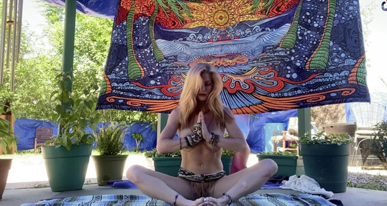 And Serene Serenesiren Stretches Manyvids Squirting Yoga