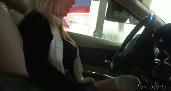 Heidiwow - Behind Wheel Naughty The