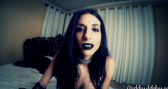 Of Doom Idelsy Kiss Love