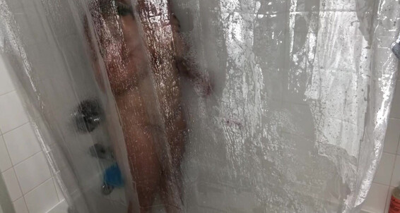 Shower Ellieboulder Cumming The In