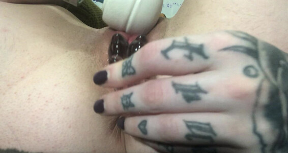 Spice Slutty Tentacle Quickie Up With Close Glass