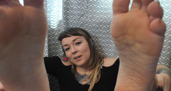 Feliciafisher, Video: Dirty Talk Tease Foot Pov Play