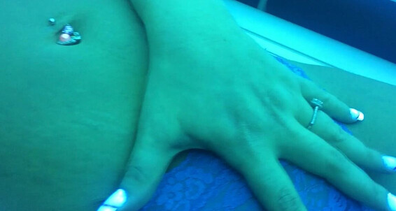 Goddess Tanning Siham And Pussy