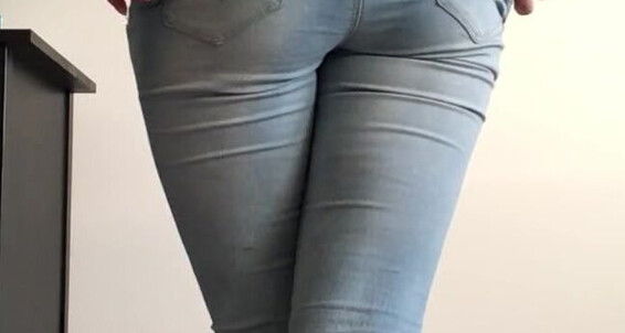 Jean Goddess Vanessa Tight Edging