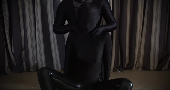 Fetishfaith - Latex Control Zentai Breath Footjob