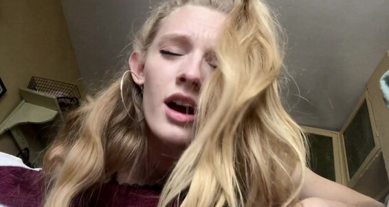Kwgirlx - Hard His My Boyfriend Beautiful Shoving Agony Of