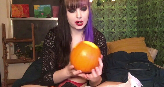 Littleelfiie - Pumpkin Carving Chatty Some