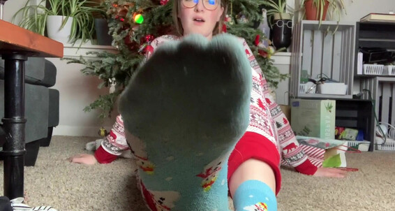 Freckled_Feet - Should Stinky Joi Countdown These I Sock With Worn Freckled Raffle Socks Off Christmas Well Feet