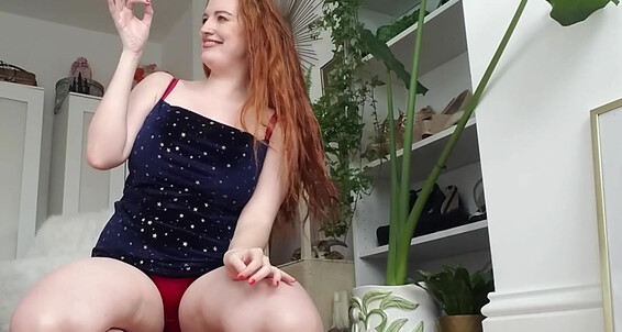 Giantessclips - More Starring Giantess Https Giant Onlyfans For Visit Th The Com Ginger