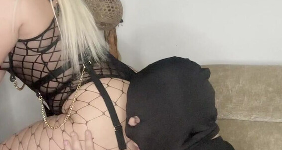 Worship Dominatrixsimay Ass