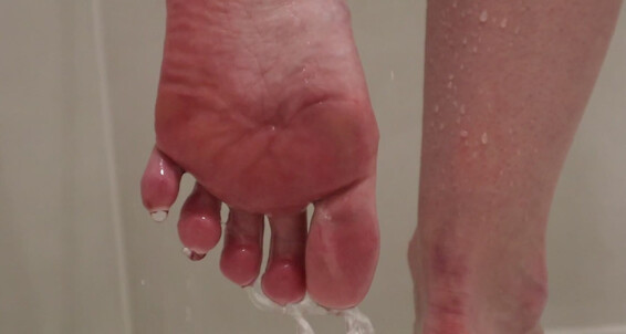 Tinsleyteaser Legs A Watch And My While I M Shower Wanna Having Feet