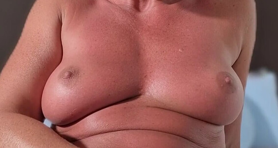 Kathianobilixx, Video: My Request N Fans S Czech For It