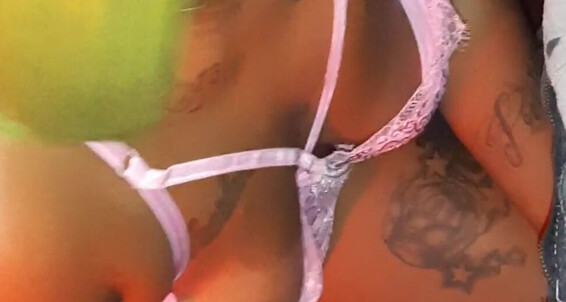 Leedahotwife - Green Thot Haired