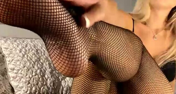 Goddesssuzie26 - At Lingerie Stream Pm Fishnets And Goddesssuzie Started