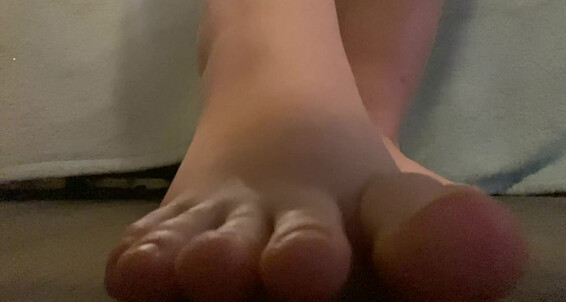 Findomfootfairy - Trample And Giantess I M By Soles Walking Toes