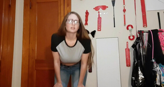 Fetish And Belly Button Nicole Pee Nabors Desperation