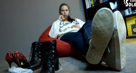 Mix Fetish - Growth Toes) 2 Foot Giantess Czech Story Soles (Pov Big Feet