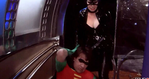 Femdomempire - Catwoman Sindel Lexi Captured By