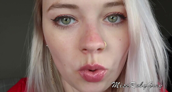 Mix Fetish, Video: Iwantclips Tease Missrubygrey Mouth Giantess