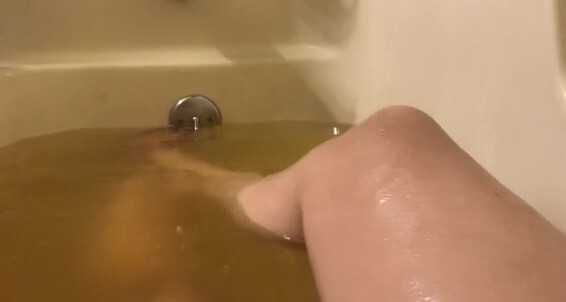 Amateur, Video: Pornhubpremium Bath_Elloisedunkan Piss