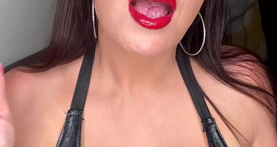 2021 03 06 Clip Lips Red Mistressreal Glossy Pov Onlyfans 1558 Spit Big