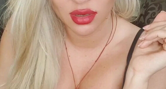 03 Even 07 2385211932 Your Compare Dosn Me Krissamistress To T Gf Onlyfans 2022