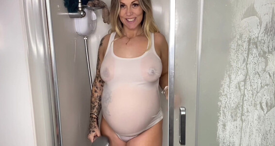 Her Wet Megan Pregnant Pkr T Shirt Milf Gets