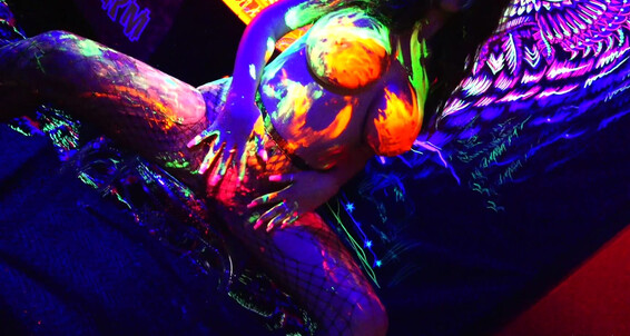 Blacklight Body Iwantclips Euphoria Crystal Knight Paint Tease