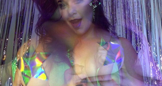 Latex Barbie, Video: Iwantclips Trance Barbie Dreamgirl Latex Poppers