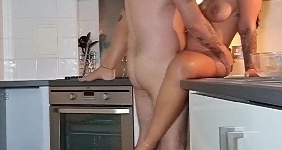 Kitchen Fuck Queenie Queeniegeevip Gee