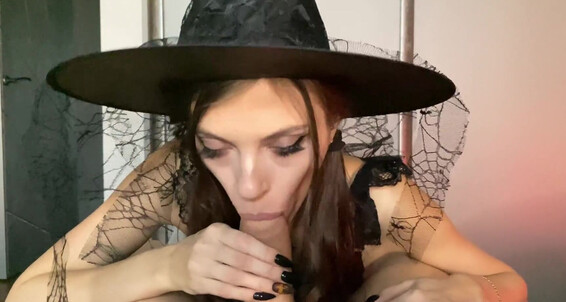 Little Natyevans Witch Loves Fuck Evans To Naty