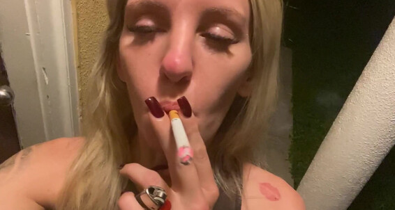  Last Night Had 11 2022 Smoking .. M Onlyfans Ignore From I Please Marilynroe23 2690560643 Ugliness 22 No The